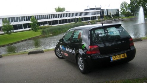 De Volkswagen Golf BlueMotion is de zuinigste, in productie zijnde Golf aller tijden. Door speciale besparingsmaatregelen neemt deze spaarvariant genoegen met 3.8l/100 km en rijdt deze ruim 1 op 26. E