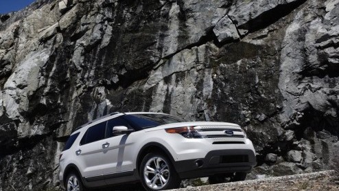 We kennen m niet (meer) uit het Nederlandse straatbeeld maar hij is wel splinternieuw; de Ford Explorer. Voor de ontwikkeling van deze full-size SUV is ingezet op design en efficintie. Ford durft he