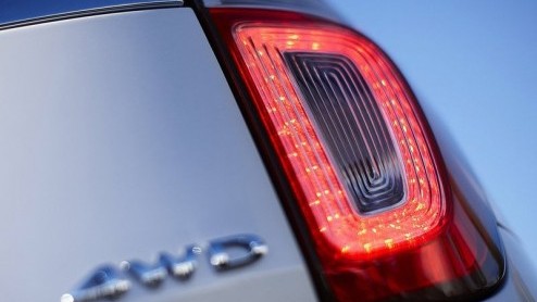 We kennen m niet (meer) uit het Nederlandse straatbeeld maar hij is wel splinternieuw; de Ford Explorer. Voor de ontwikkeling van deze full-size SUV is ingezet op design en efficintie. Ford durft he