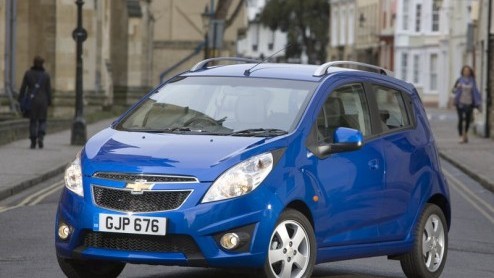 Nog maar kort geleden maakte Chevrolet bekend de Spark BiFuel in het leverings- programma op te nemen. Het eigentijdse kleintje op LPG maakt een flitsende want binnen enkele dagen kon de importeur de