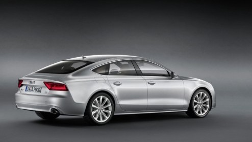 Het is bijna een open deur, maar wel goed nieuws. De nieuwe A7 Sportback is ook te bestellen als Pro Line (Plus). Audi-kenners weten dan dat de vierdeurscoup veel luxer wordt aangekleed voor een rela