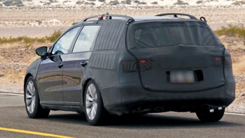 Volkswagen is druk bezig met het testen van de hagelnieuwe Passat Variant. We verwachten de nieuwe pakezel ergens tegen het einde van 2011 bij de dealer.