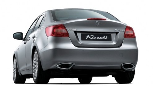 In navolging van Noord-Amerika en enkele Europese landen breidt Suzuki eind dit jaar het modelgamma uit met de Kizashi, een middenklasser van formaat die in n uitvoering leverbaar wordt. Zijn prijs?