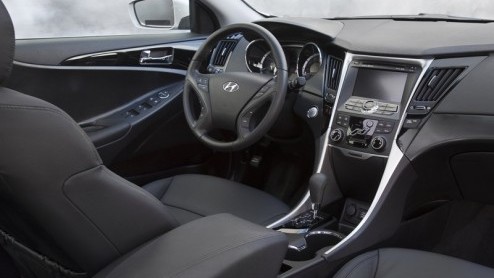 Hyundai heeft de komende tijd een leuk nieuw kwartet modellen in petto; de Veloster voor scheurneuzen, de i20 MPV als broertje van de Kia Venga, de nieuwe Grandeur en een ruime stationwagon onder de n