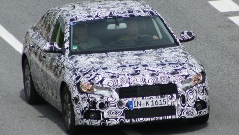 Vandaag stuiten we op nieuw levensteken van de volgende generatie Audi A6, die in de loop van 2011 in productie zal gaan. Ondanks zijn camouflagepak is er al het een en ander over Duitse zakelijke mid