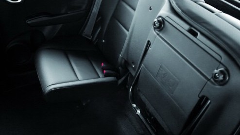 Honda is helemaal verzot op hybrides. De nieuwe Jazz Hybrid vormt namelijk alweer het vierde 'groene' model, na de Civic, Insight en CR-Z. Met deze nieuwe aanwinst willen de Japanners het B-segment ga