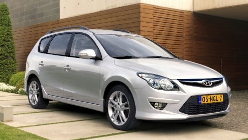 Nog meer waar voor je geld  dat is waar het bij de licht vernieuwde Hyundai i30 om draait. Recept? Subtiele uiterlijke wijzigingen, meer uitrusting, start/stop-techniek, vijf jaar garantie en een sch