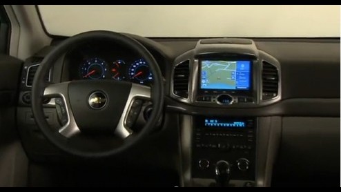 Chevrolet heeft de Captiva bijgepunt. De facelift gaat trouwens verder dan louter een nieuwe neus a la de Orlando MPV. Het machinepark is namelijk ook onder handen genomen.