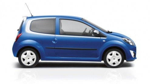 Renault heeft het voor elkaar gekregen de CO2-uitstoot van de Twingo 1.2 16V 75 pk te verlagen tot 109g/km. Daardoor valt de Franse stadsrakker net in de prijzen om vrijgesteld te worden van wegenbela