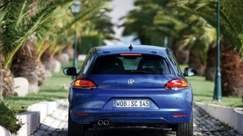 Tegelijkertijd met de intrede van voordelige optiepakketten voor de Passat CC doet Volkswagen een soort gelijk kunstje bij de Scirocco. De nieuwe Executive (Plus) en Dynamic pakketten zijn tijdelijk a