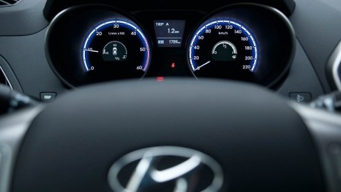 Bij Hyundai draait de ontwikkelings- (en marketingafdeling) op volle toeren. Kort geleden kregen zowel de i20 als i30 een update en is het motorgamma van de ix35 uitgebreid met een zuinige 1.6 GDI ins
