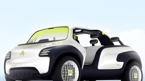 Wat krijg je als je Citron en Lacoste samen laat brainstormen een conceptauto te bedenken? De Citron Lacoste, een auto die wordt gepositioneerd op het kruispunt van auto, mode en sport.