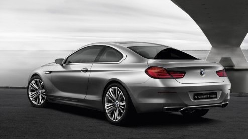 BMW presenteert in Parijs de nieuwe 6-serie Coup als studiemodel. Door diverse spionagevideo's en scoops is de nieuwe telg niet helemaal een verrassing meer, al kijken we natuurlijk nog een keer naar