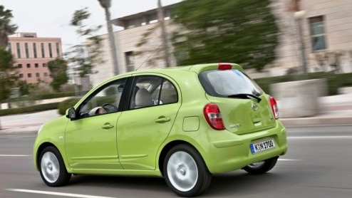 Net op het moment dat we de Nissan Micra bijna zijn vergeten, komen de Japanners met een nieuwe. De vierde generatie gaat in het steeds groter n populairder wordende B-segment langer op het netvlies