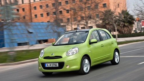 Net op het moment dat we de Nissan Micra bijna zijn vergeten, komen de Japanners met een nieuwe. De vierde generatie gaat in het steeds groter n populairder wordende B-segment langer op het netvlies