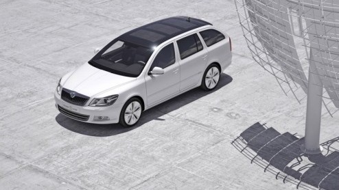 Ook Skoda heeft elektrisch vervoer in haar mars. Op de Autosalon van Parijs 2010 presenteren de Tsjechen een elektrisch aangedreven studiemodel op basis van de Octavia Combi. Volgend jaar gaan de eers