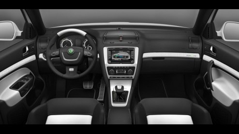 Ook Skoda heeft elektrisch vervoer in haar mars. Op de Autosalon van Parijs 2010 presenteren de Tsjechen een elektrisch aangedreven studiemodel op basis van de Octavia Combi. Volgend jaar gaan de eers