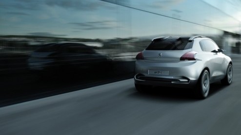 Dit is m dan, de Peugeot HR1. Een spectaculair studiemodel met twee tot vier zitplaatsen dat volgens zijn makers op een bijzondere manier een stadsauto, SUV, en coup in zich verenigt. De aandrijving