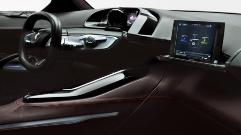 Dit is m dan, de Peugeot HR1. Een spectaculair studiemodel met twee tot vier zitplaatsen dat volgens zijn makers op een bijzondere manier een stadsauto, SUV, en coup in zich verenigt. De aandrijving