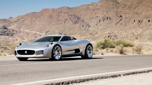 Het 75-jarig jubileum van Jaguar wordt in Parijs gevierd met de C-X75, een voorbode van toekomstige Jaguar-modellen en voorzien van elektrische aandrijving.