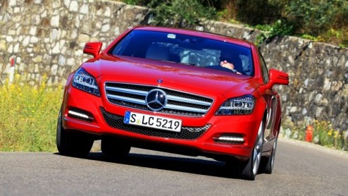 De opmars van de vierdeurscoup neemt de laatste jaren grote sprongen. Porsche, Aston Martin, Audi en zelfs Volkswagen zijn gevallen voor de charmes van deze niche-carrosserievariant. Mercedes-Benz wa