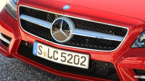 De opmars van de vierdeurscoup neemt de laatste jaren grote sprongen. Porsche, Aston Martin, Audi en zelfs Volkswagen zijn gevallen voor de charmes van deze niche-carrosserievariant. Mercedes-Benz wa