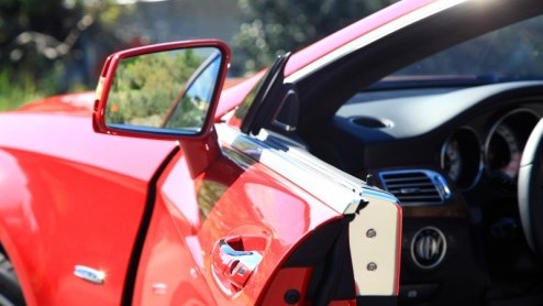 De opmars van de vierdeurscoup neemt de laatste jaren grote sprongen. Porsche, Aston Martin, Audi en zelfs Volkswagen zijn gevallen voor de charmes van deze niche-carrosserievariant. Mercedes-Benz wa
