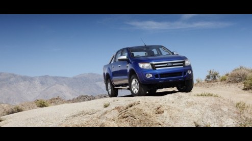 We kennen Ford niet direct van de pick-up's, maar ze hebben er wel degelijk een. De Ranger - wat klinkt dat lekker stoer- is vernieuwd en wordt zodoende op de Motor Show in Sidney aan het publiek voor