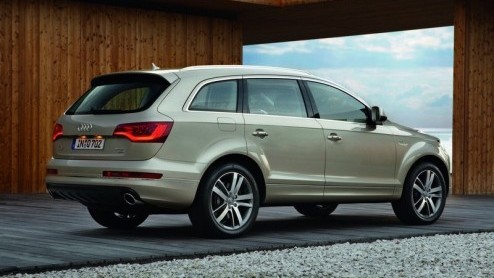 Audi ziet brood in de Q7 3.0 TDI met 204 pk dieselmotor. De naar 150 kW ingedamde zescilinder is daardoor niet alleen aantrekkelijker voor bepaalde belastingklimaten, maar ook nog iets zuiniger dan z'