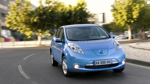 In een tijd dat verbruik een steeds grotere rol speelt bij de aankoop van een auto is het ook interessant te zien hoeveel energie elektrische auto's verstoken. Welke elektrische auto komt het verst op