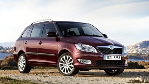 Uit de nieuwste verkoopcijfers blijkt dat Skoda in de maand oktober van dit jaar vier keer meer auto's heeft verkocht dan in dezelfde periode van 2009. Daarmee hoeft het merk alleen Peugeot, Toyota en