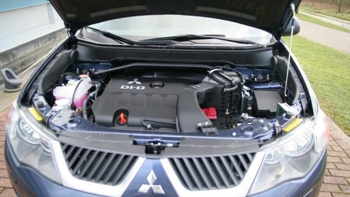 Het enkele jaren geleden bijna van de Europese markt verdwenen Mitsubishi heeft zich teruggevochten in de markt. En daar heeft de Outlander, een kruising tussen een combi en een SUV die vandaag de dag
