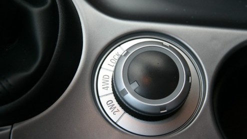 Het enkele jaren geleden bijna van de Europese markt verdwenen Mitsubishi heeft zich teruggevochten in de markt. En daar heeft de Outlander, een kruising tussen een combi en een SUV die vandaag de dag
