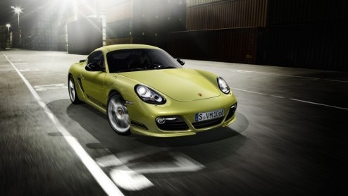 En dit is m dan, het nieuwe Porsche-model met middenmotor: de Porsche Cayman R! De topversie voelt zich op en top sportief en is lichter en sneller dan alle andere Caymans. Vandaag beleeft-ie zijn w
