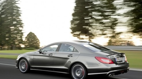 De nieuwe Mercedes-Benz CLS fungeert als de elegante, chique vierdeurscoupe in de familie. Voor wie bot gezegd een E-Klasse te minnetjes is. En dan duikt nu de CLS 63 AMG op, die weer heel andere pret