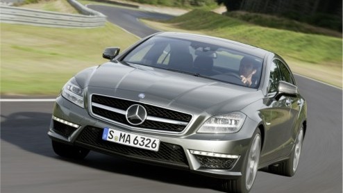 De nieuwe Mercedes-Benz CLS fungeert als de elegante, chique vierdeurscoupe in de familie. Voor wie bot gezegd een E-Klasse te minnetjes is. En dan duikt nu de CLS 63 AMG op, die weer heel andere pret