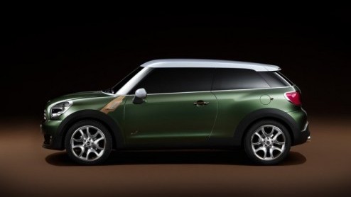 Neem de MINI Countryman en maak daar een tweedeurs coup-achtige van. Wat krijg je dan? De MINI Paceman concept! Het nieuwe studiemodel maakt zijn debuut op de Auto Show in Detroit.