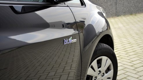 Kia heeft de Venga, Hyundai doet het sinds kort met de ix20 in het B-segment. De Kia passeerde hier vorig jaar al de revue en verraste in positieve zin. Hoe verging het zijn neefje, de Hyundai ix20, t