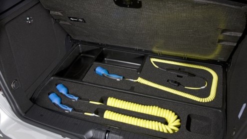 De auto van de toekomst rijdt waarschijnlijk niet op benzine of diesel. Mercedes-Benz werkt daarom hard aan de ontwikkeling van elektrische autos. Inmiddels hebben de Duitsers een aantal modellen up