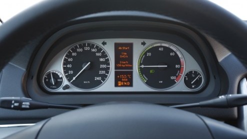 De auto van de toekomst rijdt waarschijnlijk niet op benzine of diesel. Mercedes-Benz werkt daarom hard aan de ontwikkeling van elektrische autos. Inmiddels hebben de Duitsers een aantal modellen up