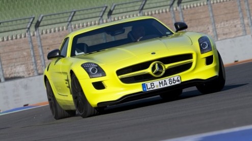 De auto van de toekomst rijdt waarschijnlijk niet op benzine of diesel. Mercedes-Benz werkt daarom hard aan de ontwikkeling van elektrische autos. Inmiddels hebben de Duitsers een aantal modellen up
