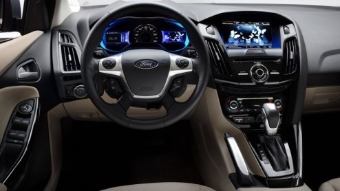 Ford heeft grote plannen met de nieuwe Focus. Daarom komt de nieuwste wereldauto van het merk er ook in een elektrische uitvoering, de Focus Electric. Goed nieuws is dat een laadtijd van slechts drie