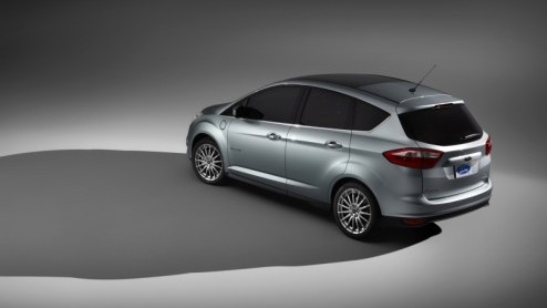 Vrijdag liet Ford al de Focus Electric ontglippen. Het elektrische model heeft in Detroit echter gezelschap van de C-MAG Energi plug-in hybride en C-MAX Hybrid. Volgend jaar komen ze in de USA op de m