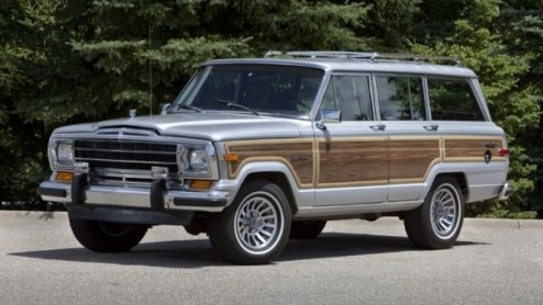 Jeep viert dit voorjaar haar 70-jarig jubileum. Het feest start nu in Amerika en wordt vanaf de Autosalon van Genve bij ons gevierd met speciale Anniversary Edition-uitvoeringen.