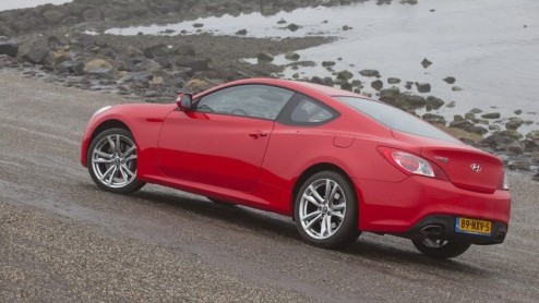 Met dank aan compleet uitgeruste, zuinige modellen met een schappelijk prijskaartje heeft Hyundai haar naam groots kunnen vestigen in Europa. De Koreanen zijn echter tot veel meer in staat en dat moge