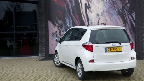Tot een aantal jaren geleden was er ruimte te over bij Toyota. De Yaris, Corolla en Avensis hadden ieder een ruimtelijke Verso-variant om in de behoefte van ieder gezin te voorzien. In de loop der j