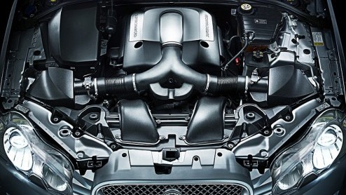 Naarmate de show van Frankfurt nadert druppelt er meer nieuws binnen op onze burelen. We waren blij verrast al alle details van de Jaguar XF te mogen ontvangen. Zelfs de prijs hebben we al voor je: va