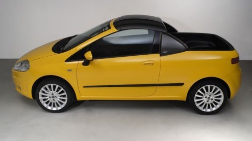 Op de autosalon van Genève toont de Italiaanse carrosserie bouwer Fioravanti een Cabriolet op basis van de Fiat Grande Punto. De bijzondere auto wordt extra bijzonder door de dakconstructie die