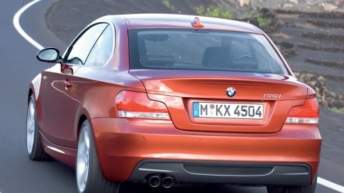 BMW maakt ernst met de uitbreiding van de 1-serie. Na de komst van de driedeurs hatchback eerder dit jaar, is het nu tijd voor een tweedeurs coup en ook een cabriolet is al aangekondigd. Nieuwe, zuin
