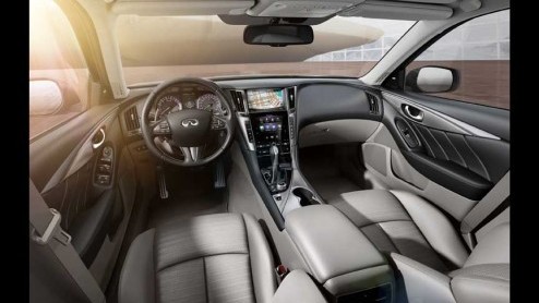 Infiniti Q50 is vanaf nu te bestellen en kost 45.280 euro. Rijden kan na de zomer.